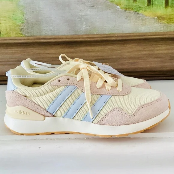 Adidas Run 60s 4.0 sneakers Wonder White Ice Purple Alumina Women’s Size 5.5 NWT - Picture 8 of 12